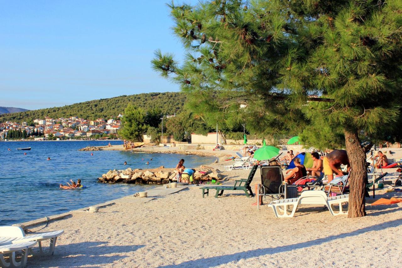 Apartments By The Sea Trogir - 15011 Exterior foto